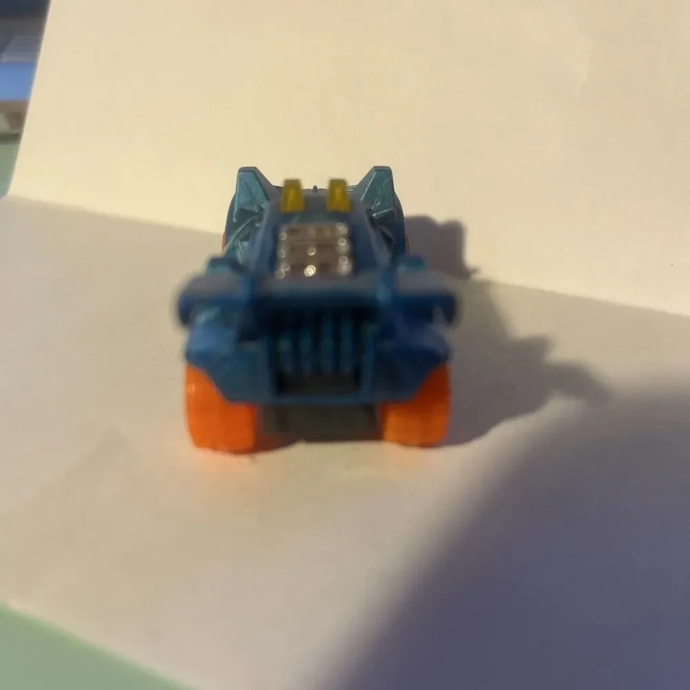 Hot Wheels Quicksand Blue 1:64 Scale